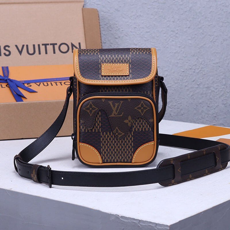 Nano Amazone Messenger Bag - صورة Nano Amazone Messenger Bag - صورة 2
