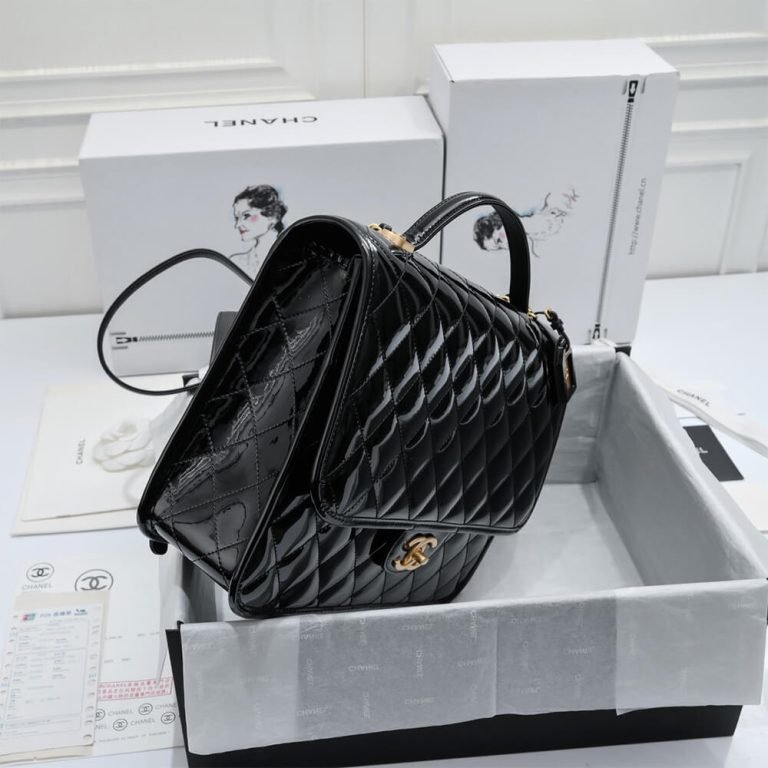CHANEL LARGE BACKPACK - Image 3