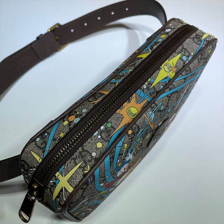 Disney x Gucci Donald Duck Print Belt Bag - Imagen 6
