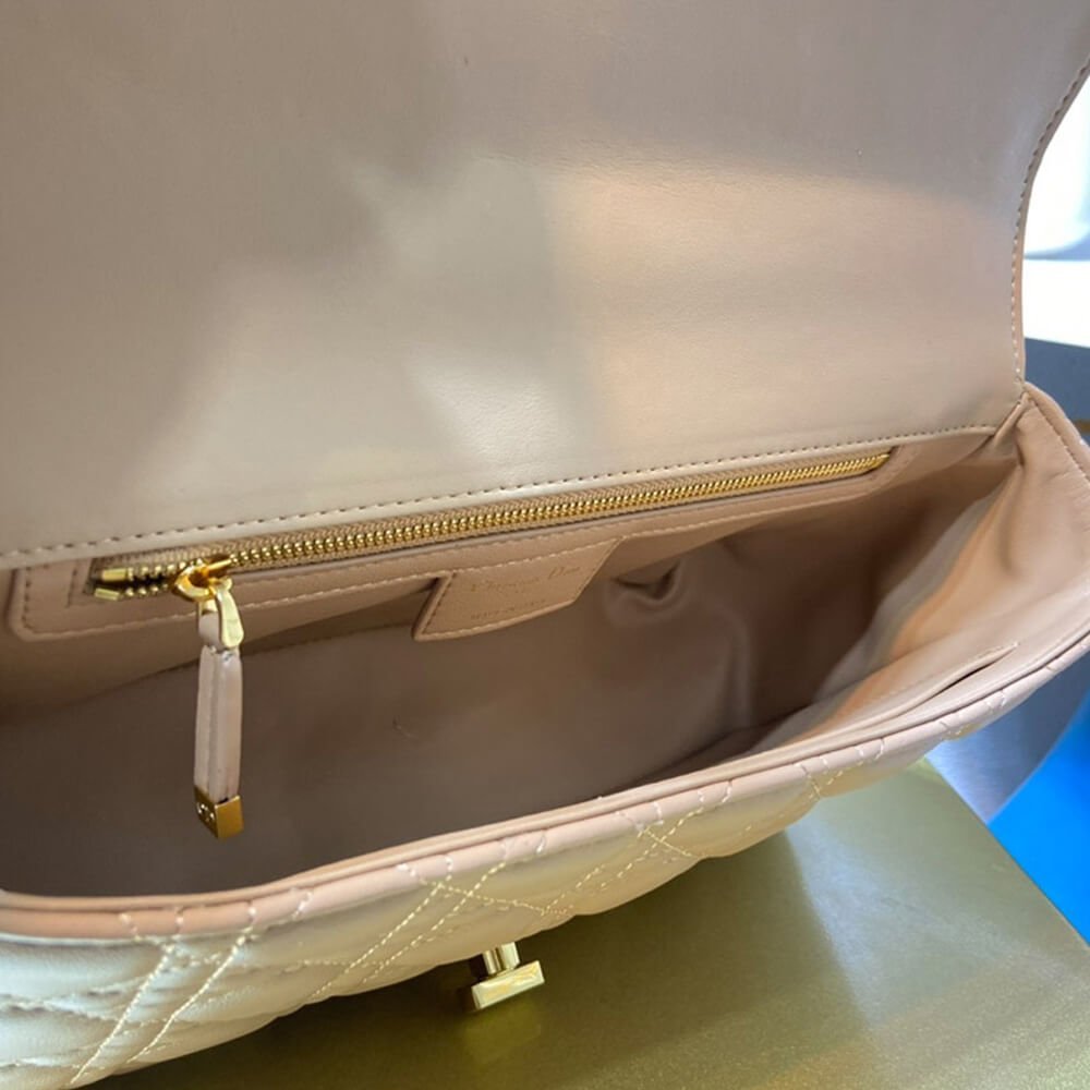 Large Caro Handbag - صورة Large Caro Handbag - صورة 7