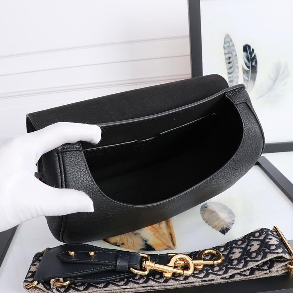 LARGE DIOR BOBBY BAG - صورة LARGE DIOR BOBBY BAG - صورة 8