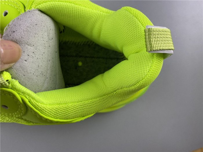 BLCG Sneaker Triple.s.Gomma Fluorescent green 541624 W2FF1 3720 - صورة BLCG Sneaker Triple.s.Gomma Fluorescent green 541624 W2FF1 3720 - صورة 8