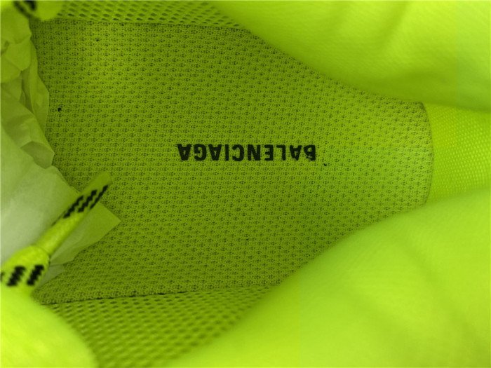 BLCG Sneaker Triple.s.Gomma Fluorescent green 541624 W2FF1 3720 - صورة BLCG Sneaker Triple.s.Gomma Fluorescent green 541624 W2FF1 3720 - صورة 10