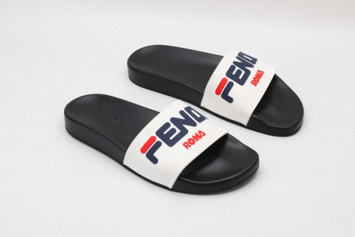 FEND1 SLIPPERS - صورة FEND1 SLIPPERS - صورة 7