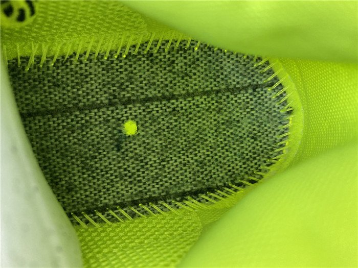 BLCG Sneaker Triple.s.Gomma Fluorescent green 541624 W2FF1 3720 - صورة BLCG Sneaker Triple.s.Gomma Fluorescent green 541624 W2FF1 3720 - صورة 9