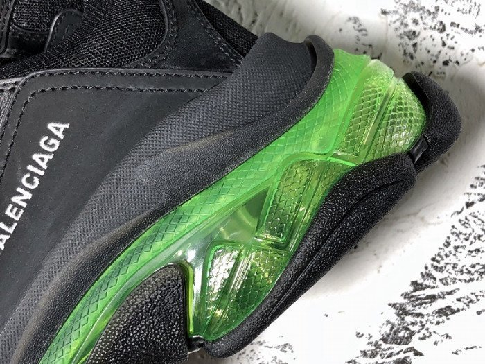BLCG Sneaker Triple.s.Gomma Noir Green 541624-W0901-2140 - صورة BLCG Sneaker Triple.s.Gomma Noir Green 541624-W0901-2140 - صورة 10