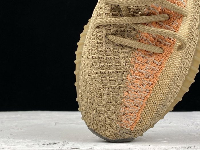Adidas Yeezy 350 V2 FZ5240 - صورة Adidas Yeezy 350 V2 FZ5240 - صورة 5
