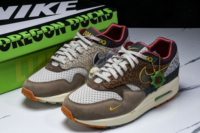 Air Max 1 '87 Luxe University of Oregon PE 2024 HQ2639-100 - Bild 6