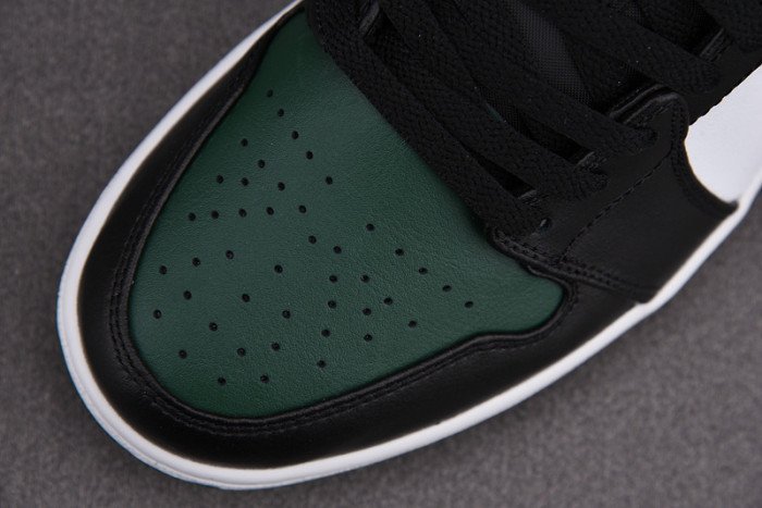 Jordan 1 Low Green Toe 553558-371 - صورة Jordan 1 Low Green Toe 553558-371 - صورة 12