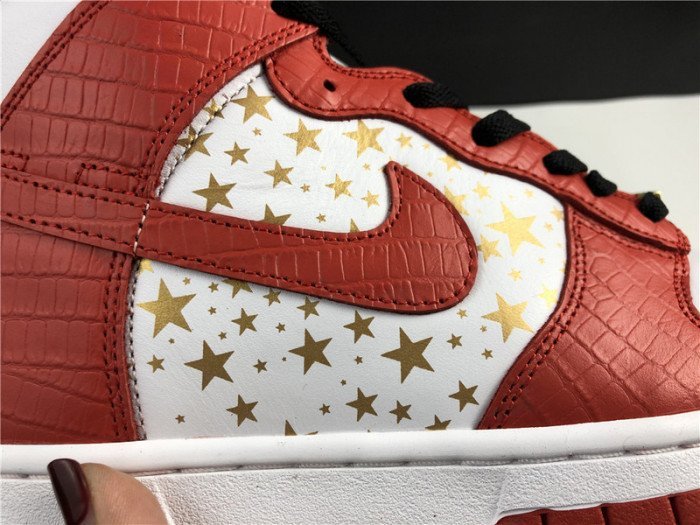 Nike Dunk High Pro SB Red Stars 307385-161 - صورة Nike Dunk High Pro SB Red Stars 307385-161 - صورة 9