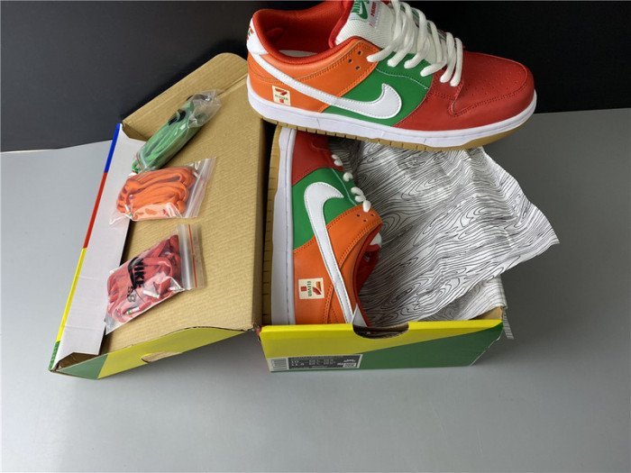 Nike SB Dunk Low Red Orange Green CZ5130-600 - изображение 8