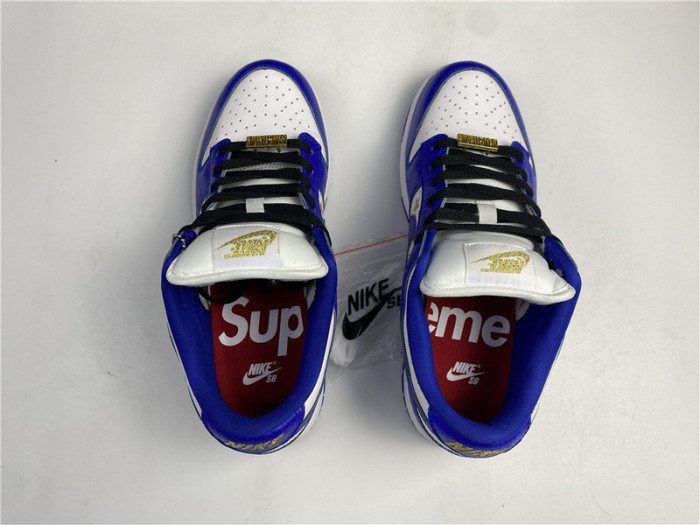Nike SB Dunk Low Stars Hyper Royal (2021) DH3228-100 - صورة Nike SB Dunk Low Stars Hyper Royal (2021) DH3228-100 - صورة 9
