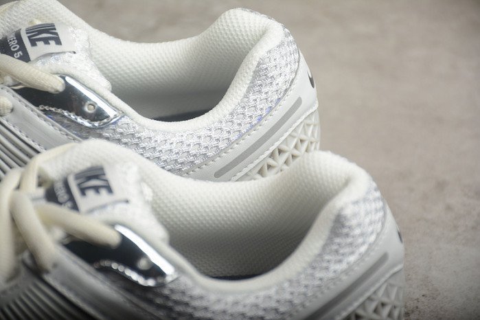 Nike Zoom Vomero 5 Photon Dust Metallic Silver (Women's) FD0884-025 - Image 10