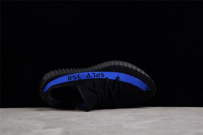 Yeezy 350 Boost V2 black and blue - GY7164 - صورة Yeezy 350 Boost V2 black and blue - GY7164 - صورة 8
