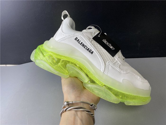 BLCG Sneaker Triple.s.Gomma Fluorescent White 544351 W09O1 0828 - صورة BLCG Sneaker Triple.s.Gomma Fluorescent White 544351 W09O1 0828 - صورة 17