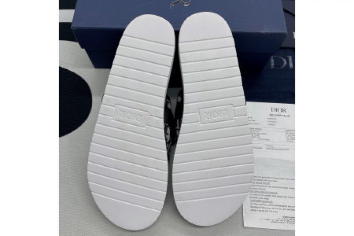 D10R SANDALS - صورة D10R SANDALS - صورة 3
