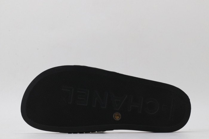 Chane SLIPPERS - صورة Chane SLIPPERS - صورة 4