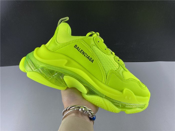 BLCG Sneaker Triple.s.Gomma Fluorescent green 541624 W2FF1 3720 - صورة BLCG Sneaker Triple.s.Gomma Fluorescent green 541624 W2FF1 3720 - صورة 15
