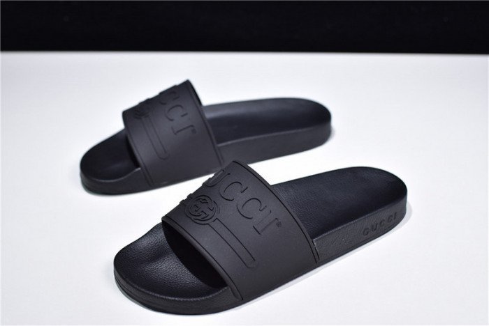 GUCC SLIPPERS - صورة GUCC SLIPPERS - صورة 11