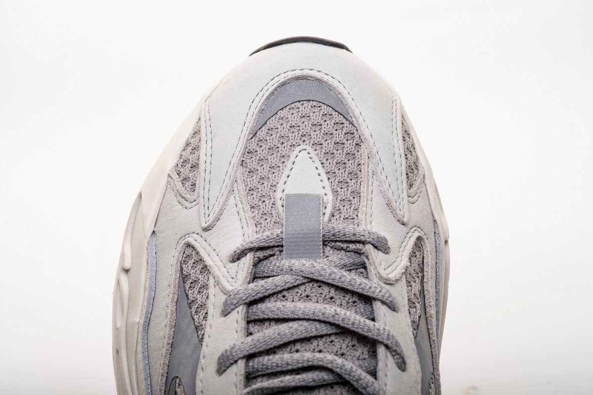 Adidas Yeezy Boost 700 V2 Static - изображение 8