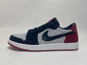 Air Jordan 1 Low Flyknit Black Toe
