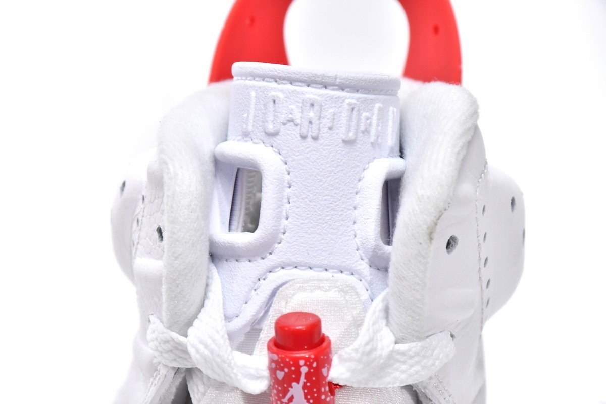 Air Jordan 6 Red Oreo - صورة Air Jordan 6 Red Oreo - صورة 10