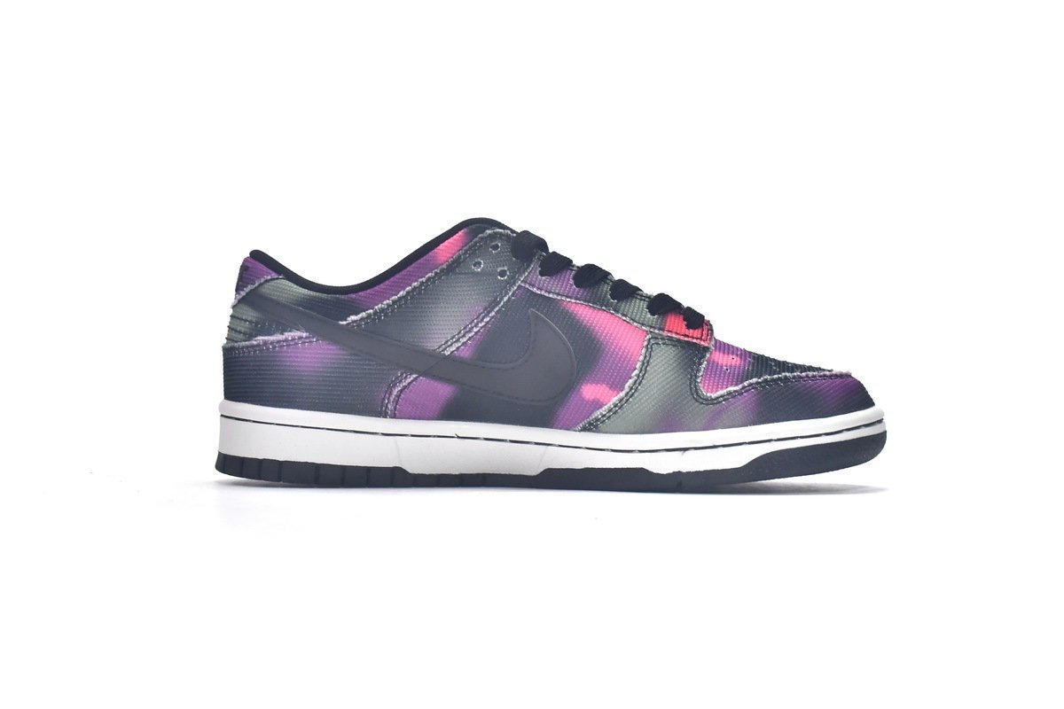 Nike Dunk Low Graffiti Pink - Image 2