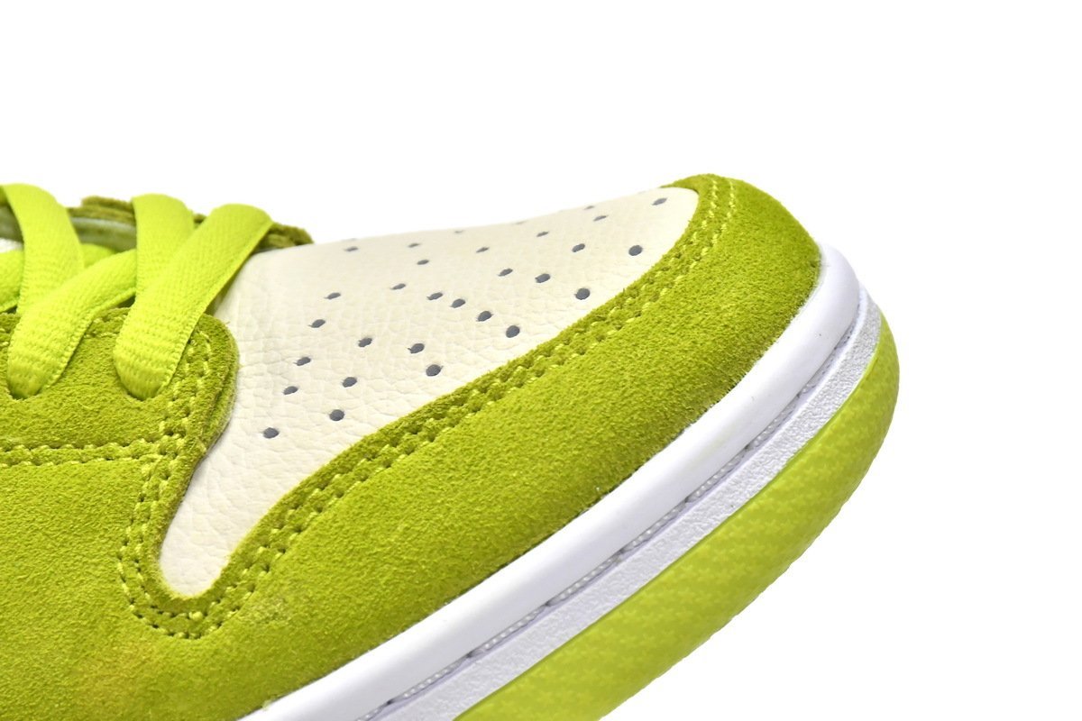 Nike Dunk Low Green Apple - Image 7
