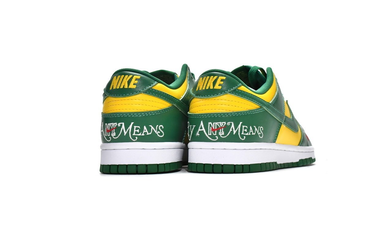 Nike Dunk Low Supreme Brazil - Image 4