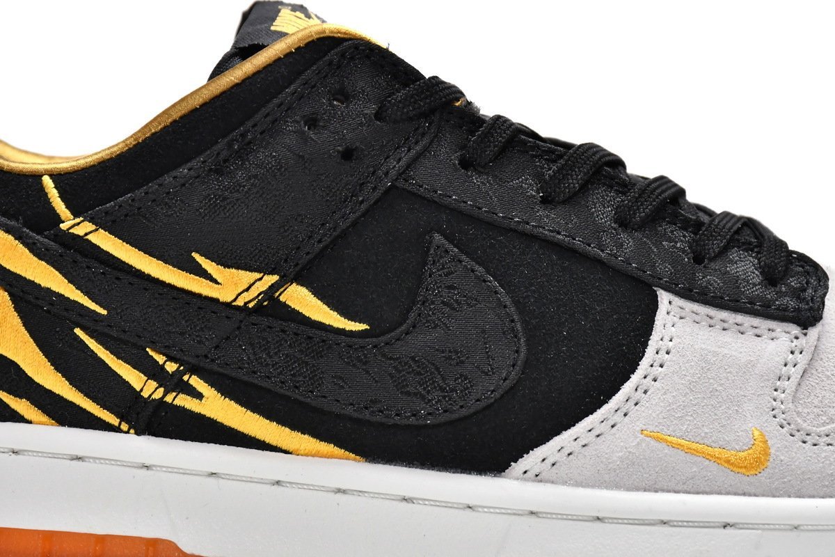Nike Dunk Low Year of the Tiger (2022) - Bild 8