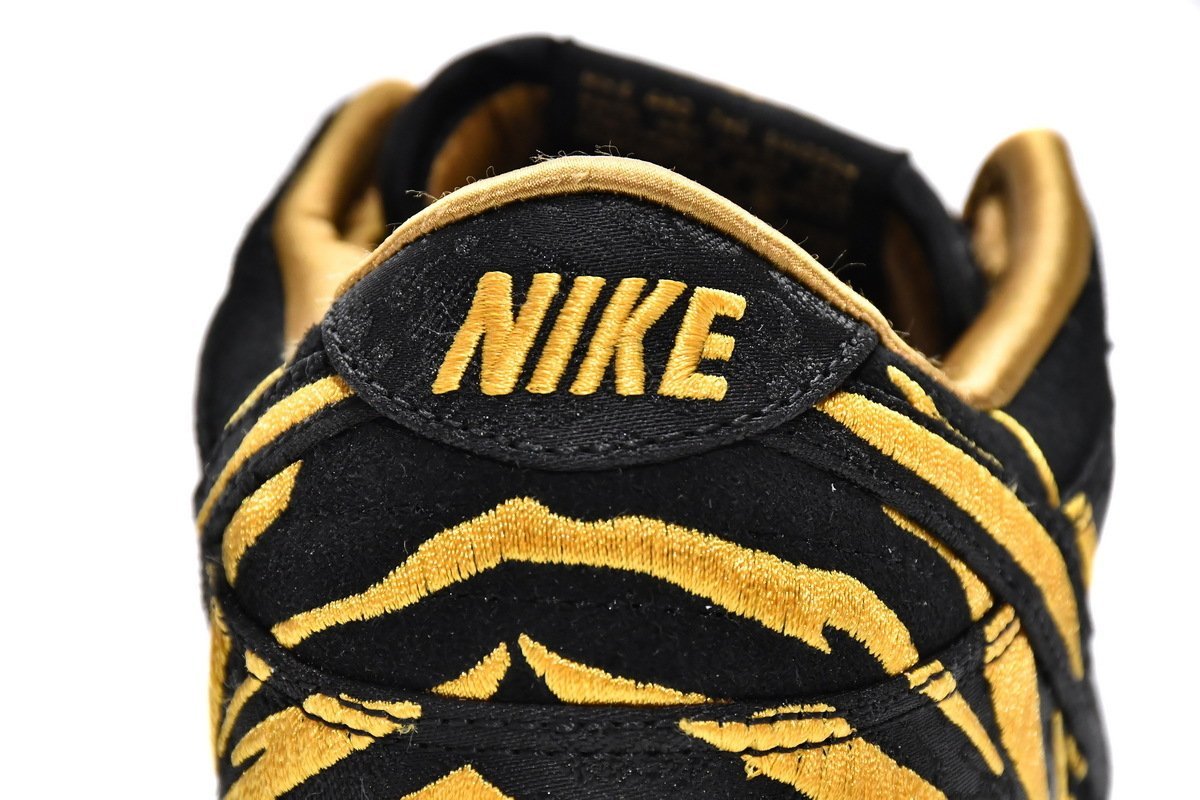 Nike Dunk Low Year of the Tiger (2022) - Bild 12