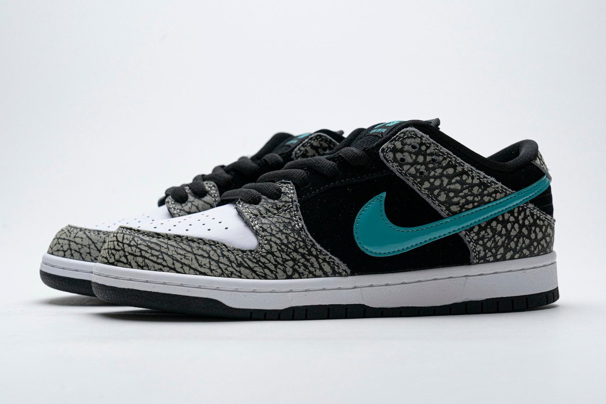 Nike SB Dunk Low atmos Elephant - Image 2