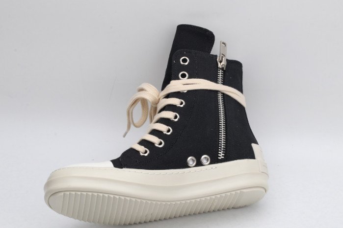 Rick 0wens Sneakers - صورة Rick 0wens Sneakers - صورة 2