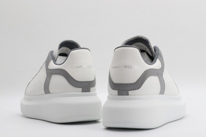 MQ Sneakers - صورة MQ Sneakers - صورة 5